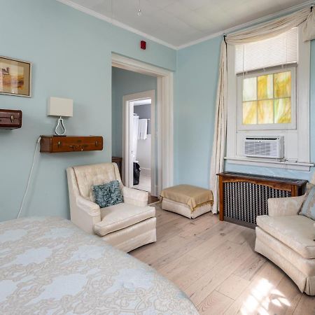 Sweet Biscuit Inn Эшвилл Экстерьер фото