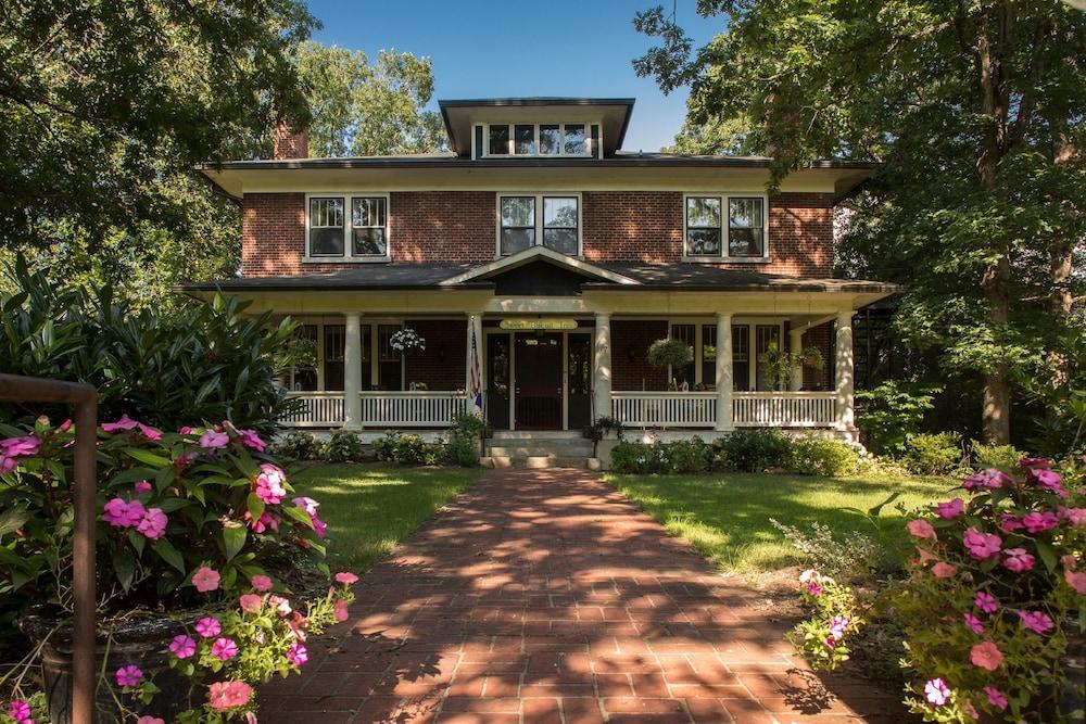 Sweet Biscuit Inn Эшвилл Экстерьер фото